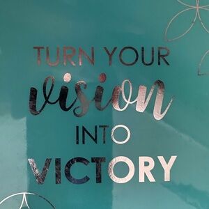 Erin Condren 7" x 9" Prompted Vision Journal - Turquoise Changeable Cove…